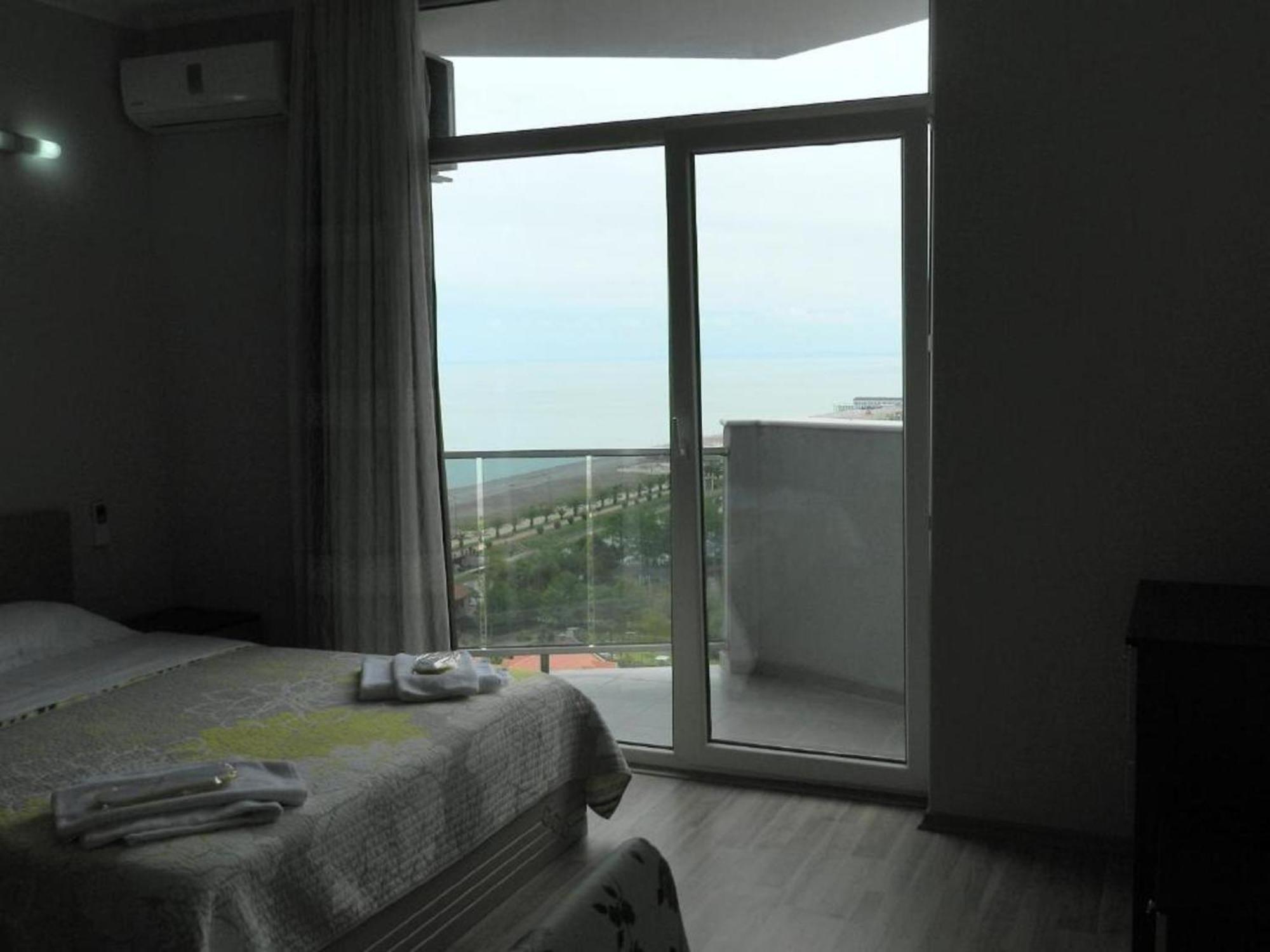 Apart Hotel Black Sea Towers Batumi Ngoại thất bức ảnh