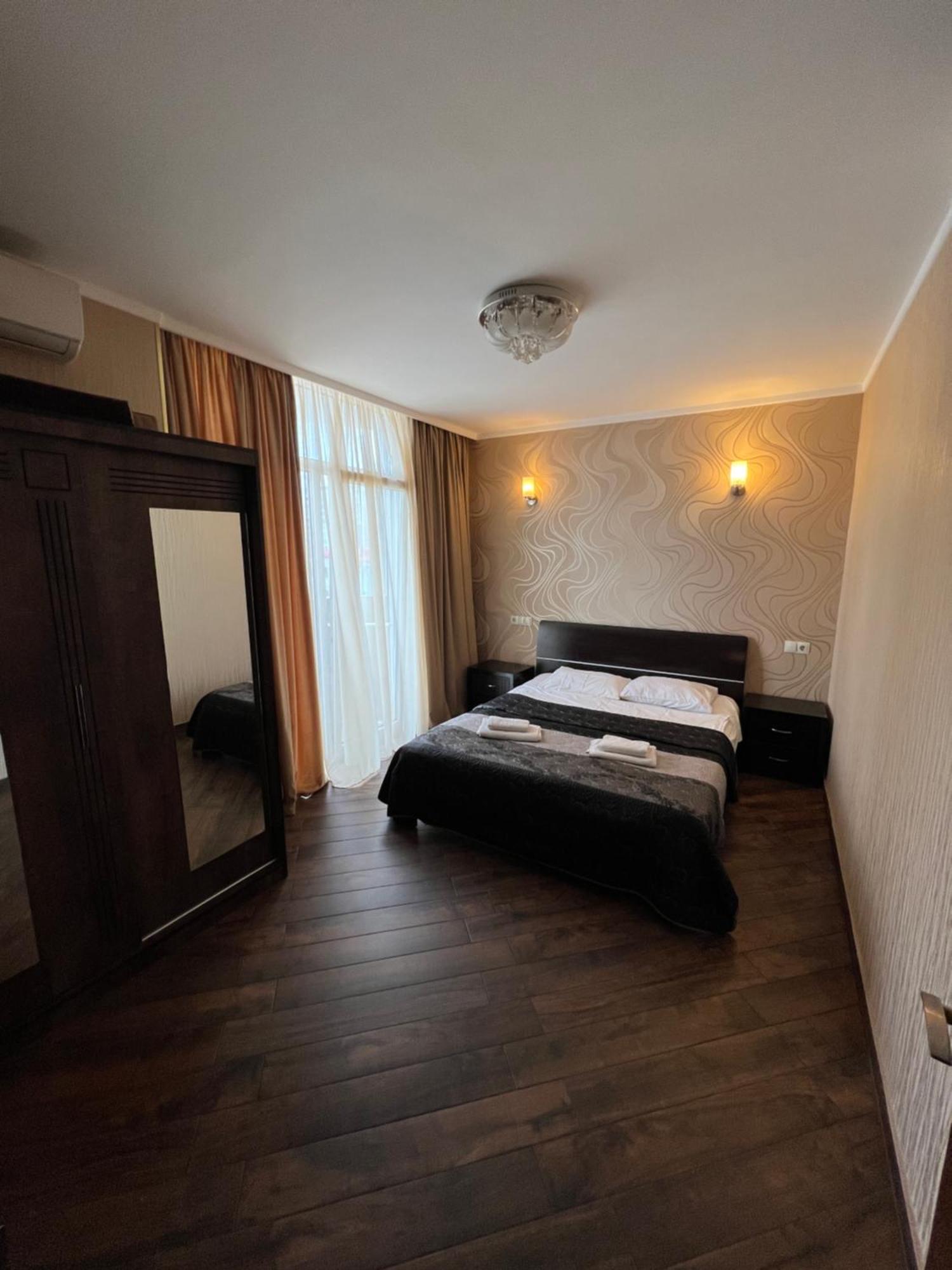Apart Hotel Black Sea Towers Batumi Ngoại thất bức ảnh